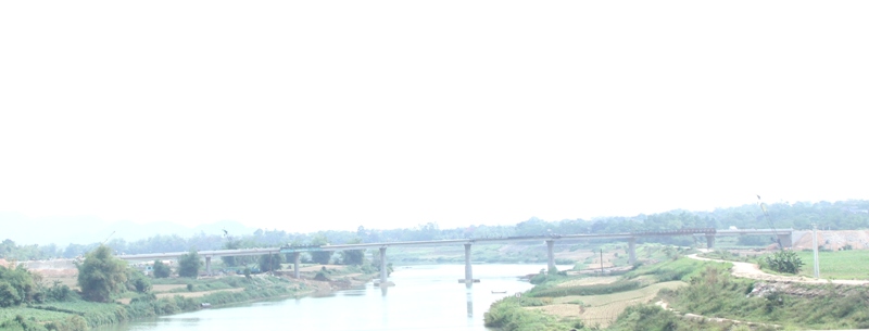 Bao biện cho việc khai thác đất tràn lan, chính quyền sở tại cho rằng để kịp tiến độ kỷ niệm 10 năm thành lập TX. Thái Hòa vào ngày 10/5/2018. Tuy nhiên, đến thời điểm hiện nay, việc san lấp 2 đầu cầu Hiếu 2 đã hoàn tất nhưng việc khai thác đất vẫn rầm rộ.