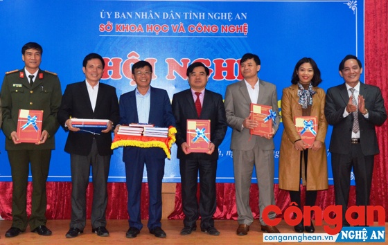 Lan tỏa phong trào thi đua 'Lao động sáng tạo'