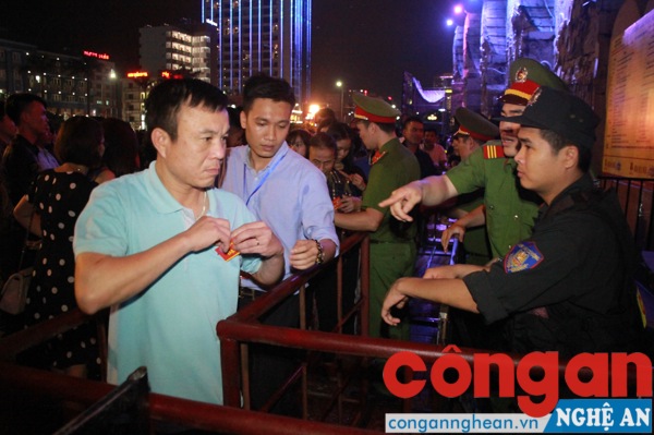 Lực lượng Công an tỉnh Nghệ An được huy động nhằm đảm bảo ANTT vòng trong lẫn vòng ngoài