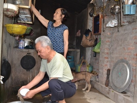 Cuộc sống giản dị của vợ chồng ông Toàn.