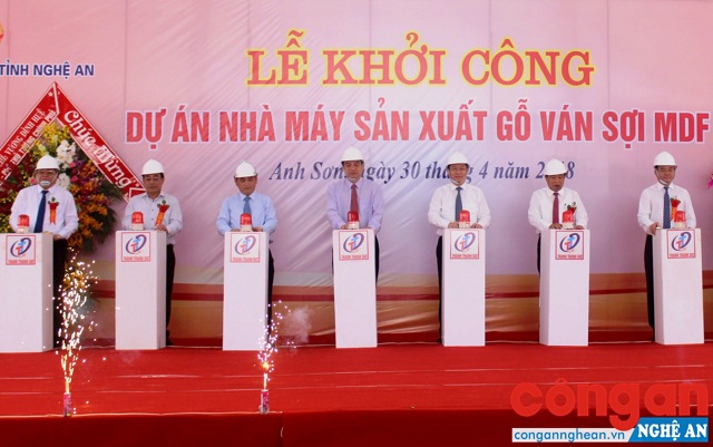 Khởi công nhà máy gỗ ván sợi hơn 2.000 tỉ đồng