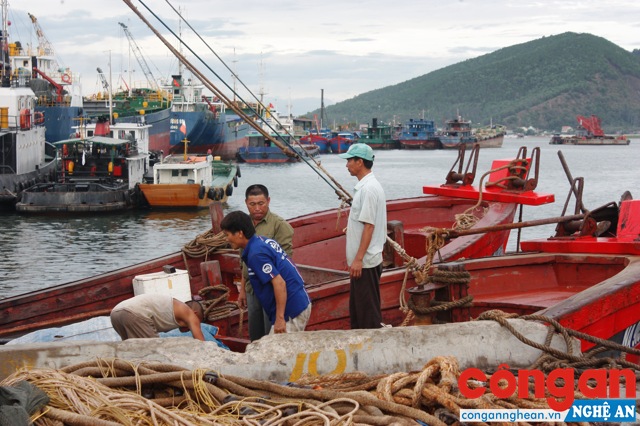 Tuyên truyền Luật Thủy sản cho ngư dân