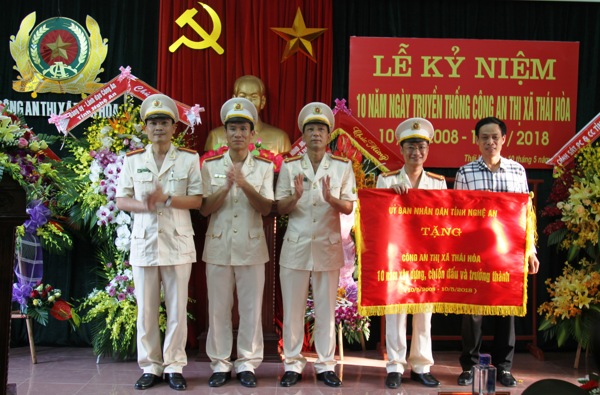 Công an TX Thái Hòa kỷ niệm 10 năm thành lập