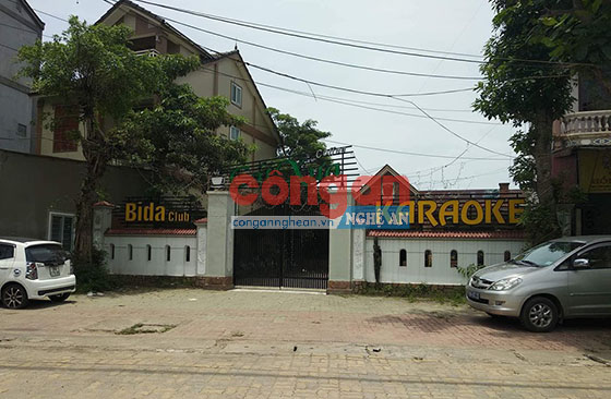 Đột nhập sới bạc lớn, bắt giữ hàng chục đối tượng lúc rạng sáng