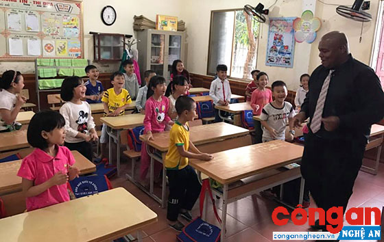 Khó khăn trong việc chuyển đổi từ cơ sở lên trung tâm ngoại ngữ