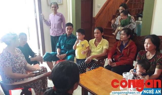Dân nghèo điêu đứng khi chủ phường bỏ trốn