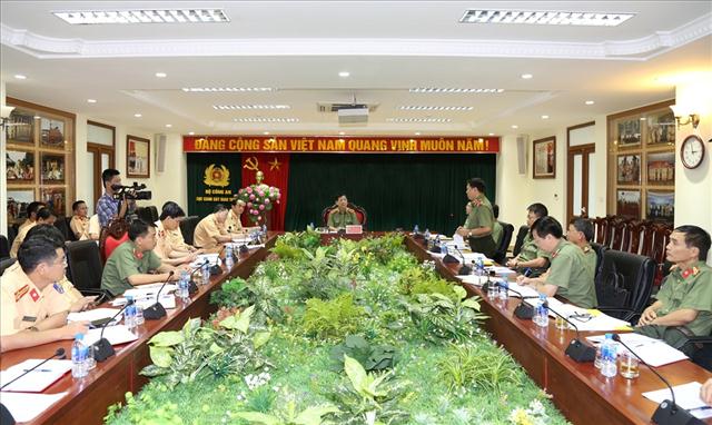 Tăng cường ứng dụng công nghệ thông tin trong lực lượng Cảnh sát giao thông