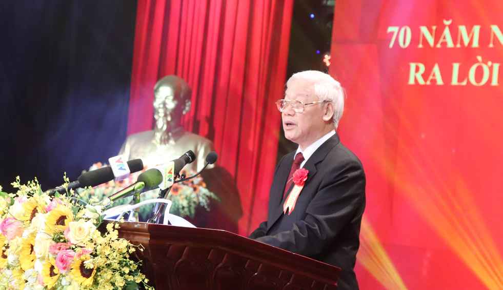 Khen thưởng đúng người, đúng việc