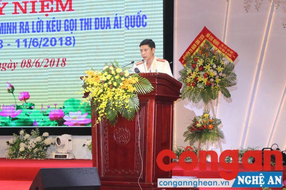 Thiếu tá Nguyễn Văn Đạo, Phó Trưởng phòng phụ trách Phòng Tham mưu Công an tỉnh – đại diện cho các điển hình tiên tiến của Công an tỉnh trình bày tham luận 