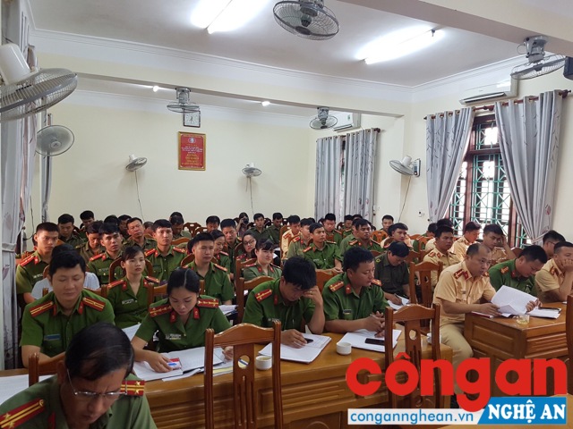 Toàn cảnh Hội nghị