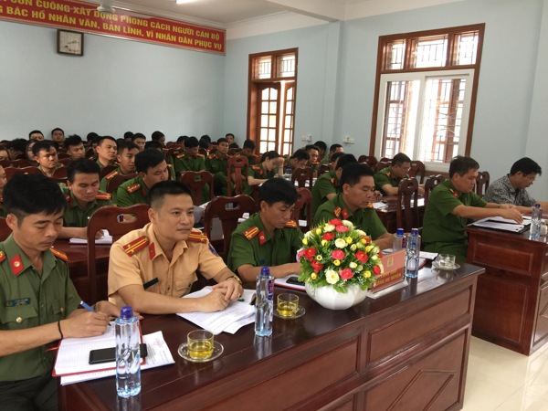 Công an huyện Con Cuông tổ chức hội nghị Đảng bộ