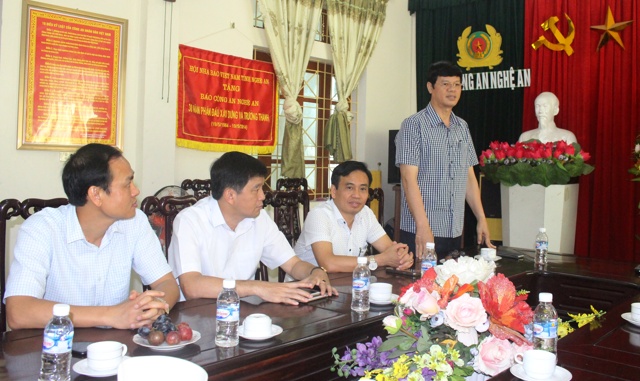 Đồng chí Lê Xuân Đại mong muốn Báo Công an Nghệ An tiếp tục phát huy kết quả đạt được, phát triển hơn nữa trong thời gian tới.