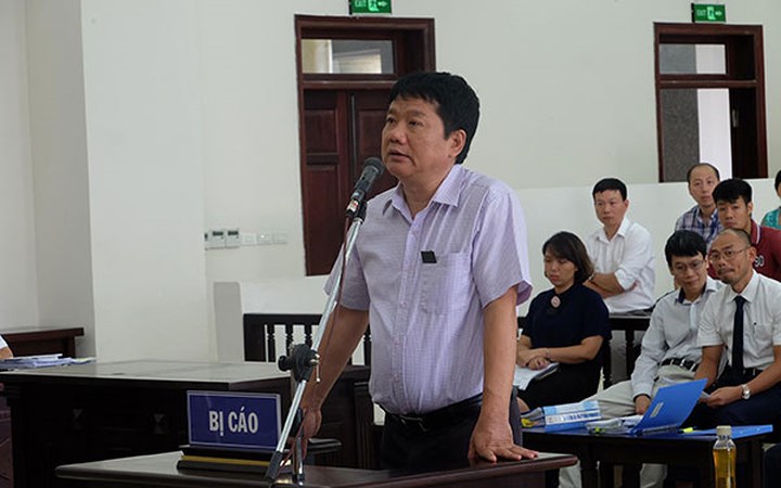 Tại phiên tòa phúc thẩm hồi giữa tháng 5/2018, TAND cấp cao tại Hà Nội tuyên y án 13 năm tù đối với bị cáo Đinh La Thăng về tội Cố ý làm trái quy định của nhà nước về quản lý kinh tế gây hậu quả nghiêm trọng xảy ra tại PVN và PVC liên quan đến dự án Nhà máy Nhiệt điện Thái Bình. Liên quan vụ PVN mất 800 tỉ đồng đầu tư vào Oceanbank, chiều 26/6, tòa phúc thẩm sẽ tuyên án đối với bị cáo Thăng. Trước đó, bị cáo này đã bị tòa sơ thẩm tuyên án 18 năm tù, buộc bồi thường 600 tỉ đồng.