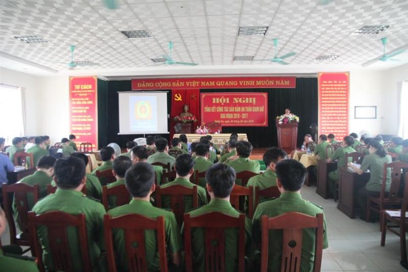 Toàn cảnh hội nghị