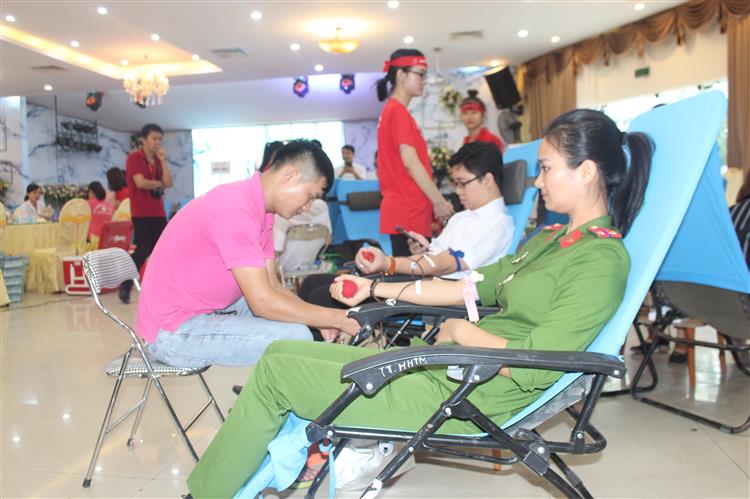 Công an Nghệ An luôn là đơn vị tích cực tham gia “Hiến máu tình nguyện” trong suốt 6 năm qua.