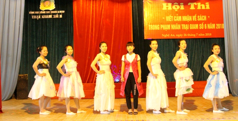 Phần thi năng khiếu, 4 đội thi đã mang đến Hội thi những tiết mục vô cùng bất ngờ, thú vị.