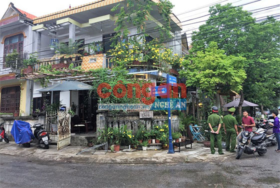 Đối tượng rút súng bắn người tại quán cà phê