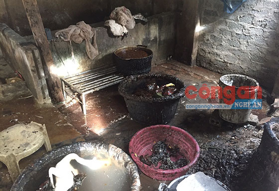 Hiện trường cơ sở giết mổ gia cầm Xuân Phụng.
