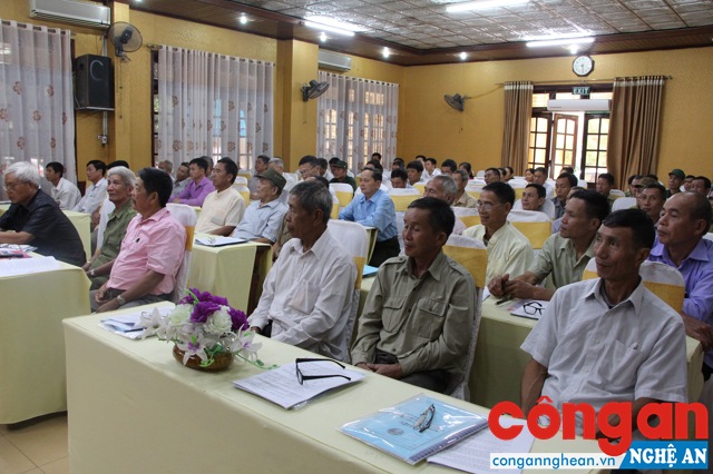 Các đại biểu tham dự Hội nghị.