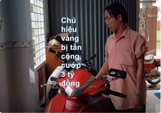 Chủ hiệu vàng bị tấn công, cướp 3 tỷ đồng