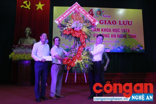 Kỷ niệm 40 năm ngày tựu trường