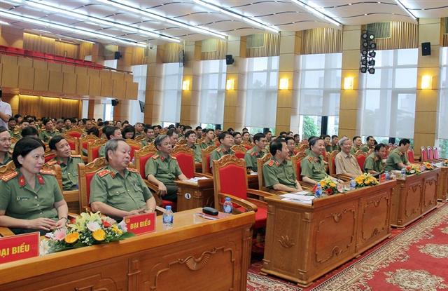 Các đại biểu tham dự Hội nghị.