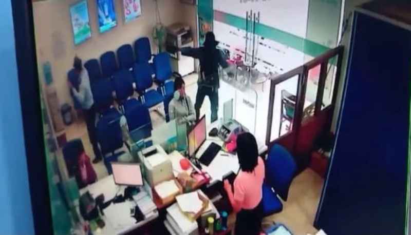 Khẩn trương điều tra vụ cướp ngân hàng ở Tiền Giang
