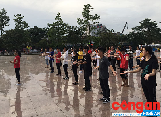 Các quy định với người sinh con thứ ba: Nhiều nội dung mới