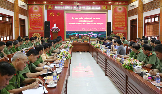 Ủy ban QP&AN Quốc hội thăm và làm việc tại Công an Nghệ An