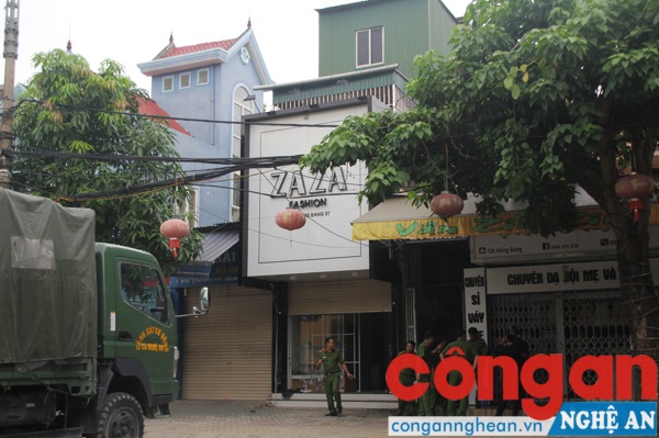 Ngôi nhà mà đối tượng cố thủ