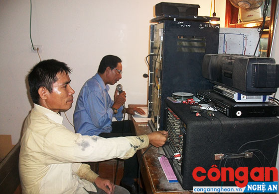 Cần quan tâm cải thiện chế độ chính sách cho đội ngũ hoạt động không chuyên trách cấp cơ sở để họ yên tâm gắn bó với công việc