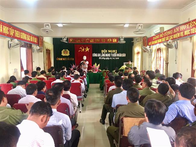 Sôi nổi Hội nghị 'Công an lắng nghe ý kiến nhân dân'