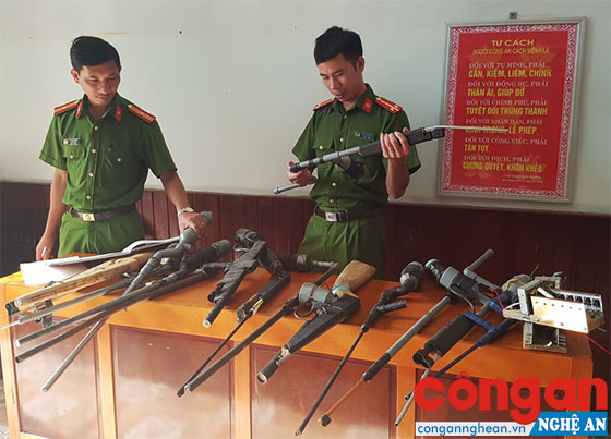 Làm tốt công tác quản lý vũ khí, vật liệu nổ, công cụ hỗ trợ, góp phần đảm bảo ANTT địa bàn