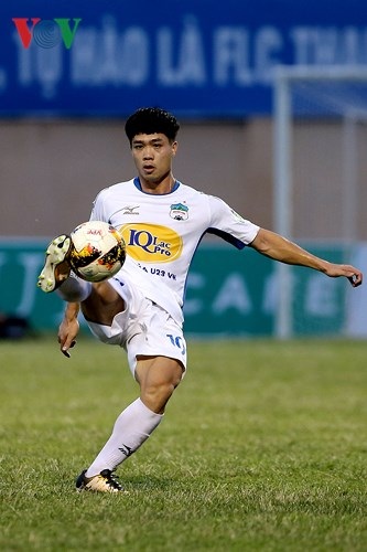 10. HAGL | Hiệu số: -12 | Điểm: 31