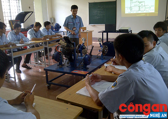 Các trường nghề gặp khó trong công tác tuyển sinh