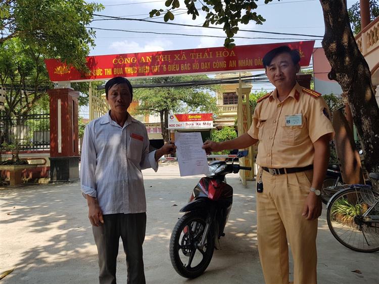Nhận lại xe sau hơn 1 năm mất trộm