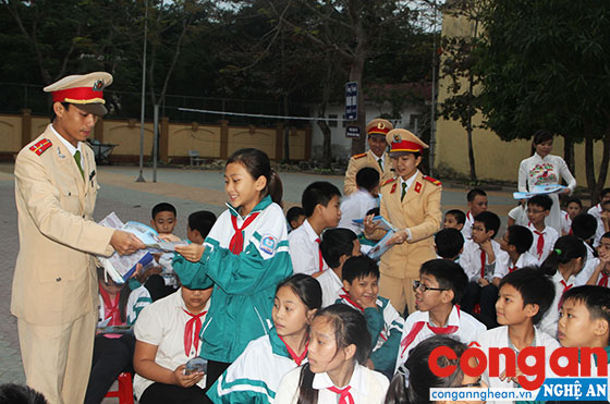 Mỗi trẻ an toàn, nhiều niềm hạnh phúc (Bài 2)