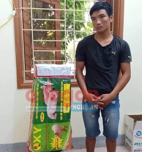 Đối tượng Đinh Văn Rạng cùng tang vật
