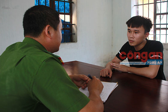 Cơ quan Công an lấy lời khai của đối tượng Vũ Đức Quân