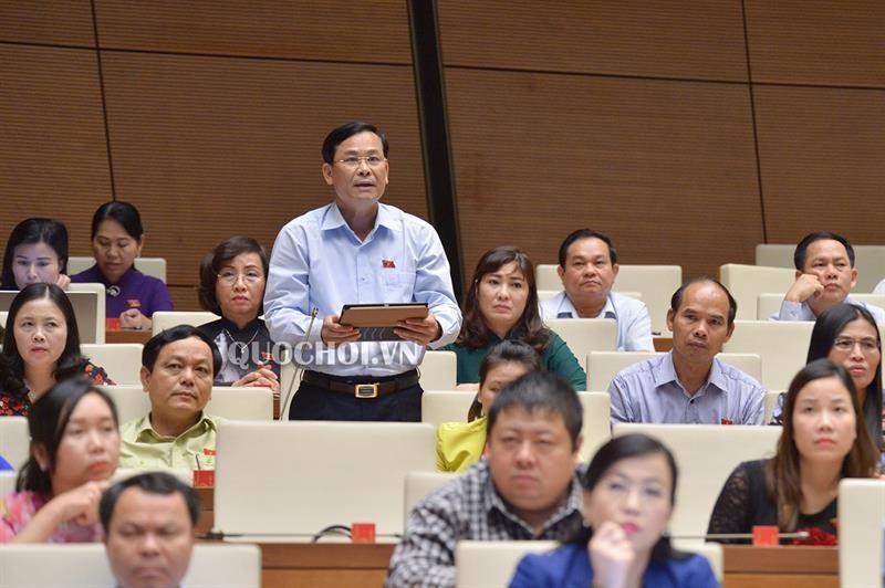 Đại biểu Hoàng Văn Hùng chất vấn Viện trưởng Viện Kiểm sát nhân dân tối cao Lê Minh Trí về giải pháp đẩy nhanh tiến độ bồi thường oan sai.