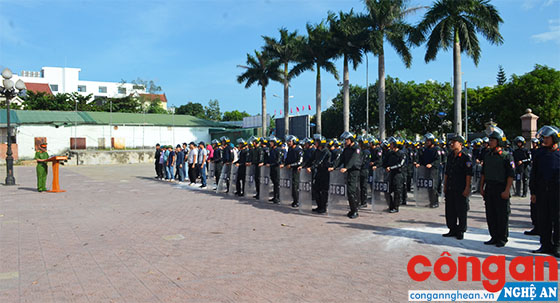 Công an TP Vinh hoàn thành huấn luyện chiến thuật CSCĐ năm 2018