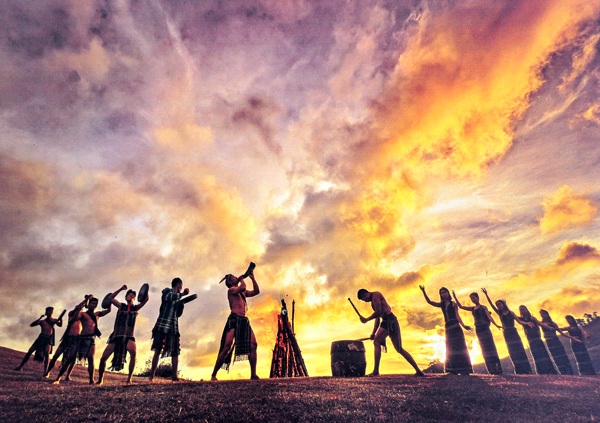 Triển lãm ảnh Di sản Việt Nam – Vietnam Heritage Photo Awards lần thứ 7, do Tạp chí Vietnam Heritage trực thuộc Hội Di sản Văn hóa Việt Nam tổ chức, giới thiệu 107 tác phẩm xuất sắc nhất, chọn lọc từ 4.753 ảnh của 526 tác giả tham dự.
