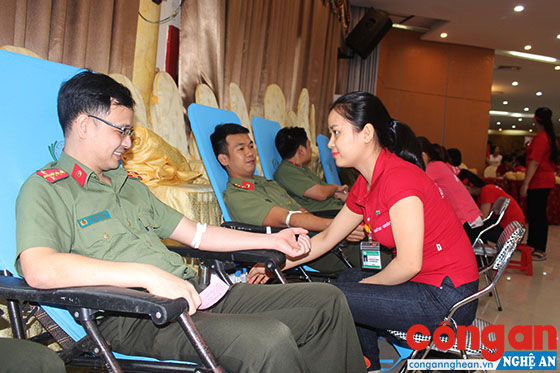 Quyết liệt đẩy mạnh cải cách hành chính trên mọi phương diện