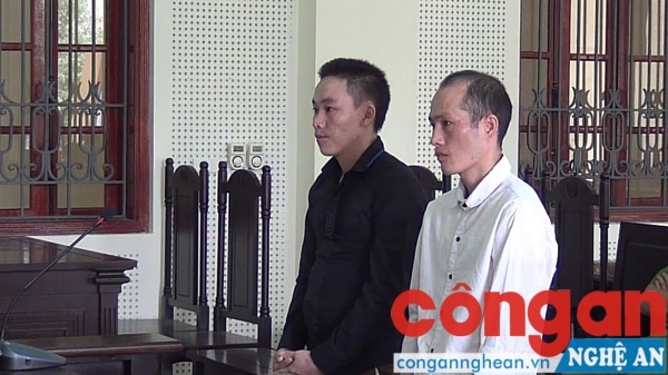 Lĩnh án chung thân vì mang 2 bánh hêrôin đi bán