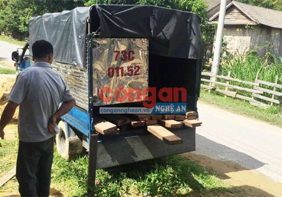 Truy bắt gỗ lậu, 3 cán bộ kiểm lâm bị đánh trọng thương