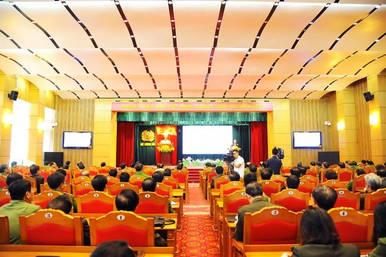 Toàn cảnh buổi Báo cáo thời sự.