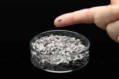 Nhật Bản sẽ bán pin 'nhỏ nhưng có võ'