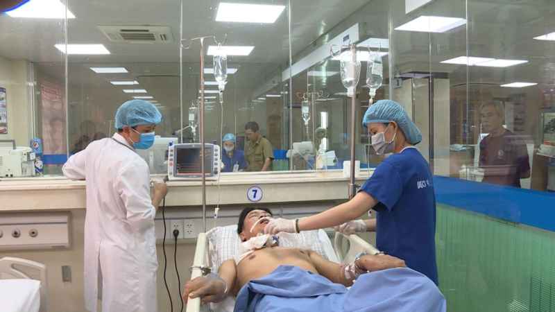 Đối tượng Nguyễn Văn Thu được cấp cứu tại bệnh viện đa khoa tỉnh Phú Thọ, hiện đã qua cơn nguy kịch