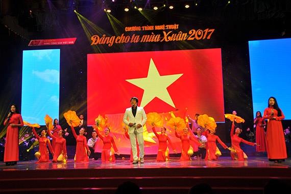 Vì sao chủ trương xã hội hóa các hoạt động văn học, nghệ thuật chưa thực sự vào cuộc sống?