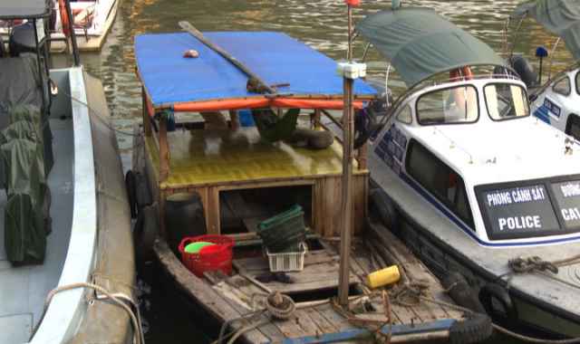 Xử lý nghiêm các phương tiện đeo bám bán hàng rong